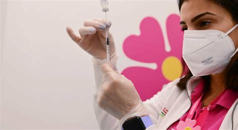 Vaccini D Amato Da Luned Al Via La Quarta Dose Nel Lazio Per Over