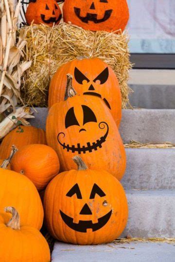 50 Spooky Pumpkin Painting Ideas For Halloween ESnackable 2024