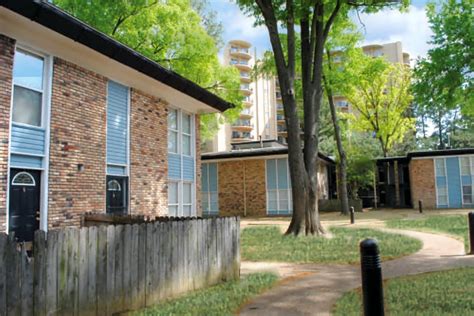 High Point Apartments - 491 N Highland St | Memphis, TN for Rent | Rent.