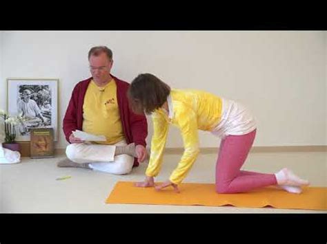 Ardha Baddha Parivritta Prasarita Janu Virasana Asana Lexikon 67