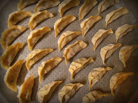 The History and Recipe behind Chinese Jiaozi