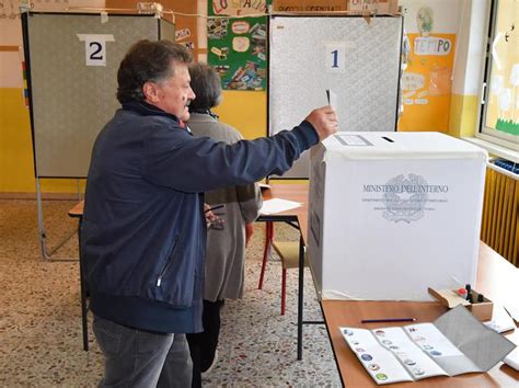 Elezioni Europee Seggi Aperti Si Vota Fino Alle 23 Poi Lo Spoglio