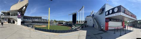 Dodgers Travel Guide Kauffman Stadium Home Of The Kansas City Royals