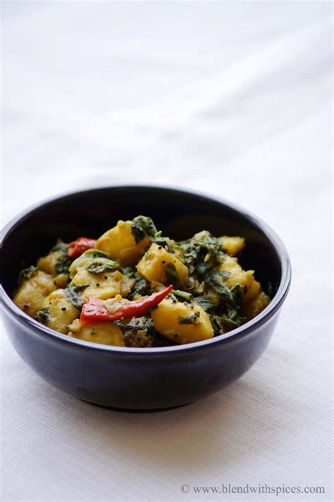 Saag Aloo Recipe How To Make Saag Aloo Recipe Indian Curry Recipe