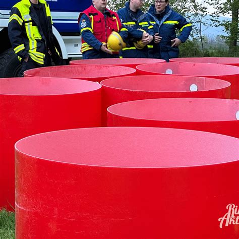 Große Übung von Feuerwehr und THW in Exten AQUARIWA das mobile