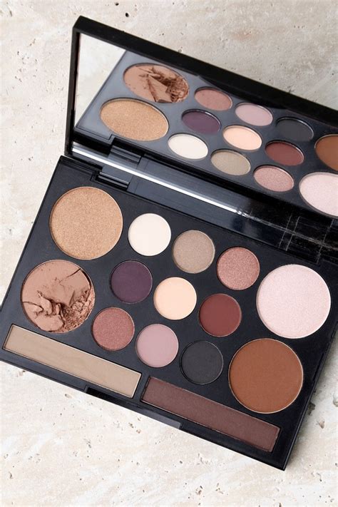 Nyx Love Contours All Palette Face And Eye Sculpting Palette 2200