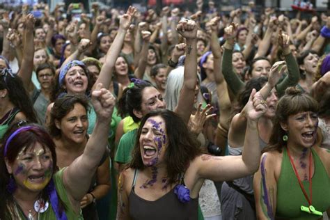 El Grito De Las Mujeres Argentinas “américa Latina Va A Ser Toda