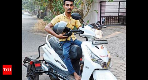 Mangaluru: Food delivery executive with disability wins hearts | Mangaluru News - Times of India