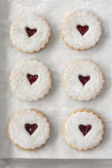 Almond Linzer Cookies | Two Plaid Aprons