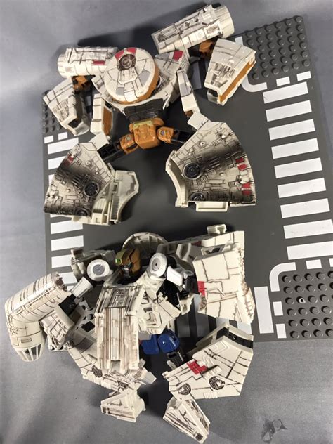 Takara Tomy Star Wars Powered By Transformers Millennium Falcon