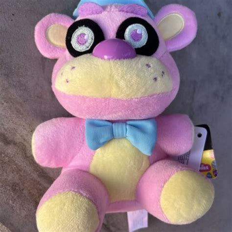 Freddy Pink Five Nights At Freddys Fnaf Spring Colorway Funko Plush