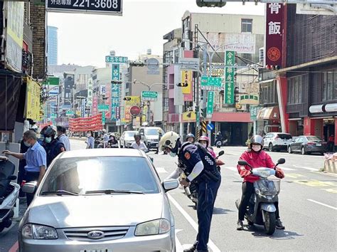 3歲女童命喪斑馬線 南警同地點4小時開6張「未禮讓行人」紅單 臺南市 自由時報電子報