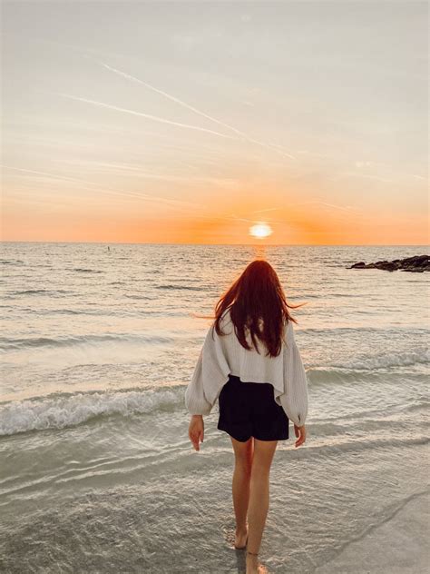 Sunset On The Beach Beach Photography Poses Beach Pictures Poses Beach Poses By Yourself