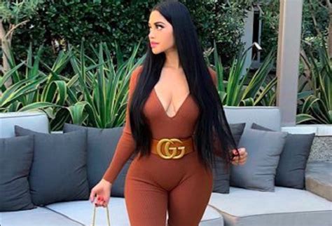 FOTO VIDEO Jailyne Ojeda Exhibe Sus Prominentes Atributos Con Extravagante Bikini En La Nieve