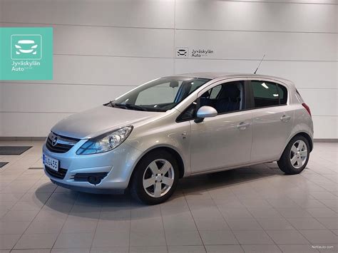 Opel Corsa 5 ov Enjoy 111 1 4 Twinport 64kW MT5 Viistoperä 2011