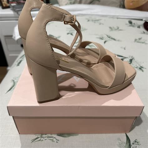 Nude Colored Heels By GLAZE Very Comfy Size In 9 Depop