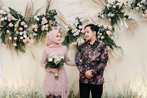 Baju Kebaya Lamaran Couple Desain Baju Pengantin Pesta Dan Kondangan