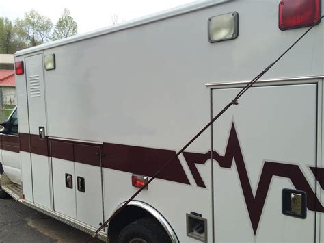 2004 Wheeled Coach Ford E 450 Ambulance Used Truck Details