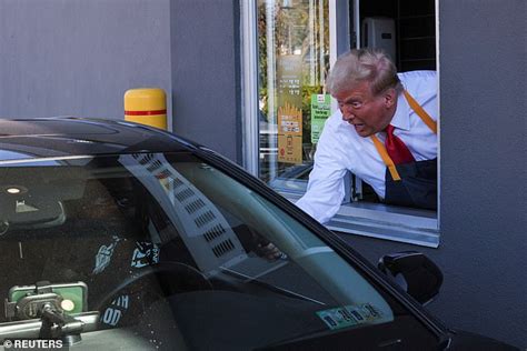 Trump Serves Mcdonalds Customers And Says Ive Now Worked For 15