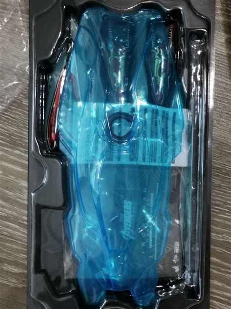 已開 Hot Toys Iron Man Mark 戰損特別版 MMS D B 興趣及遊戲 玩具 遊戲類 Carousell