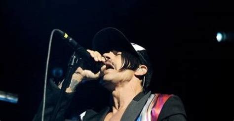 Retour en forme des Red Hot Chili Peppers après cinq ans d absence