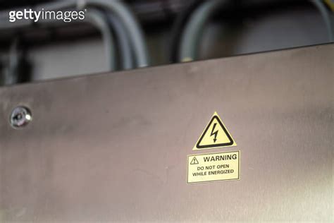 Do Not Open While Energized Sticker Warning Sign On Circuit Box 이미지