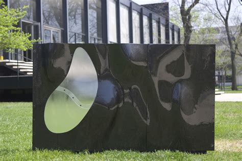 Students Use Carbon Fiber To Create An Innovative Architectural Facade