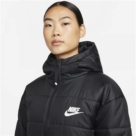 Manteau Femme Nike Therma FIT Noir Sur Foot Fr