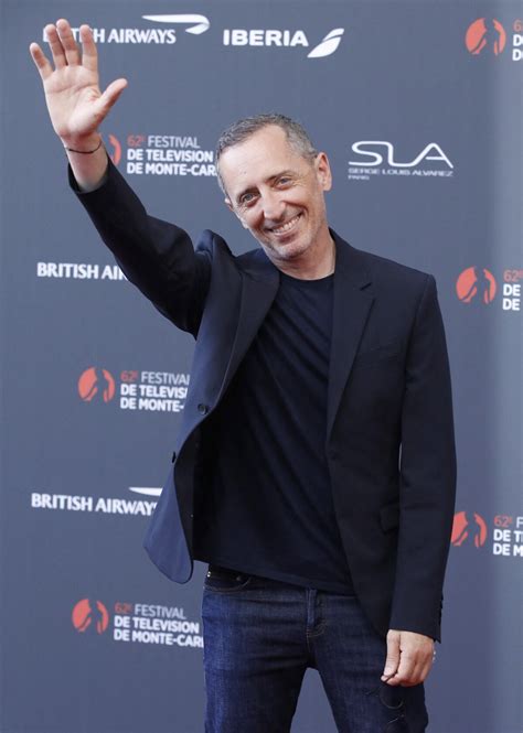 Photo Gad Elmaleh Sur Le Tapis Rouge Du Photocall De La C R Monie D