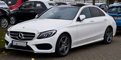 File:Mercedes-Benz C 220 BlueTEC AMG Line (W 205) – Frontansicht, 18 ...