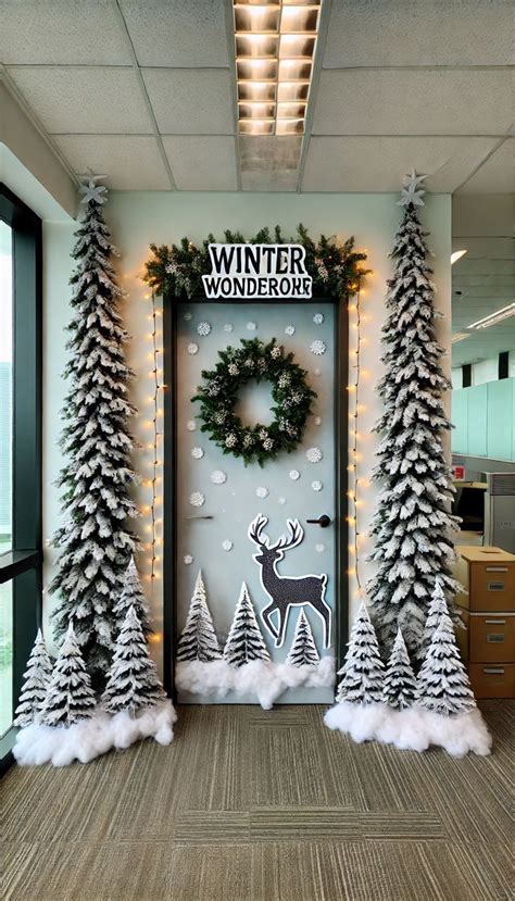 21 Office Xmas Door Decorating Ideas That Will Wow Your Coworke In