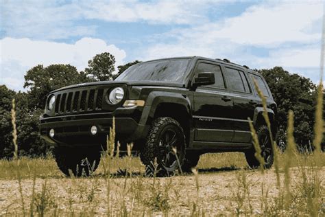 Get You Jeep Patriot An Aggressive Good Look By Adding Rough Country S