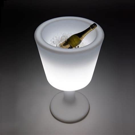 Cubitera Light Drink De Slide Cubitera Con Luz Polietileno Exterior