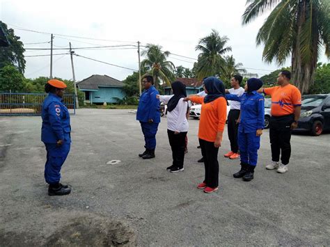 Apm Manjung Latihan Asas Kawad Kaki