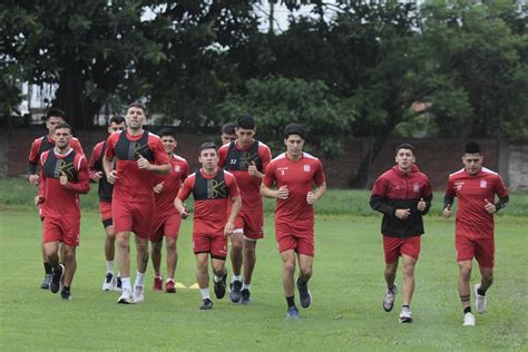 Bucca rescindió su contrato el nuevo DT no aparece y crece la