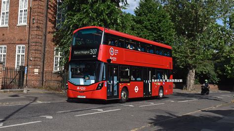 Es Es Lv Ect Seen At Enfield Working On Route Flickr