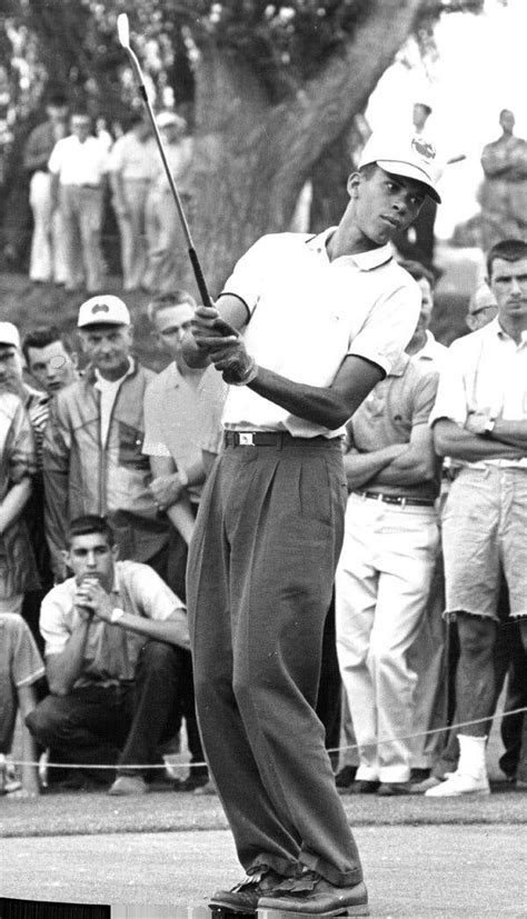 Bill Wright Who Broke A Color Barrier In Golf Dies At 84 The New