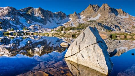 Chief Lake Along The John Muir Trail In The John Muir Wilderness