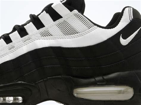 Nike Air Max 95 - Black - White - SneakerNews.com