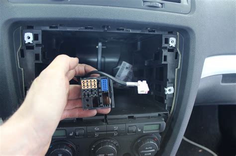 Autoradio Einbau Skoda Octavia ARS24 Onlineshop