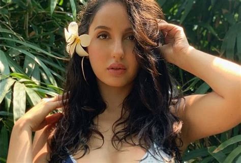 Nora Fatehi Latest Look In Bodycon Dress In Hindi Amar Ujala Hindi