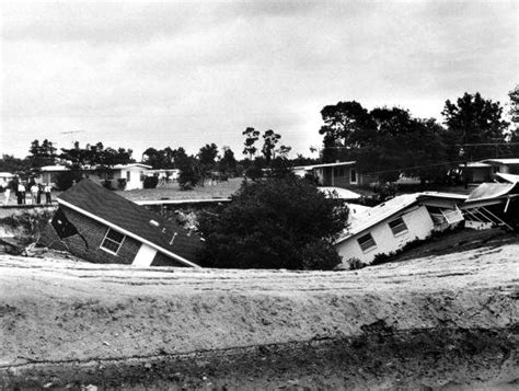 Here Are 7 Sinkholes In Florida That Will Leave You Terrified Of Earth Florida Beaches In The