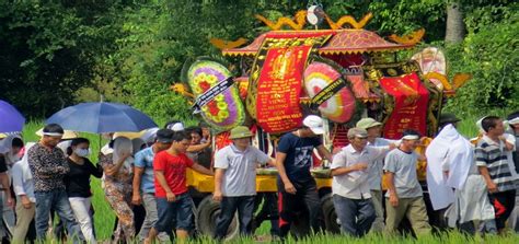 Vietnamese Funeral Ceremony