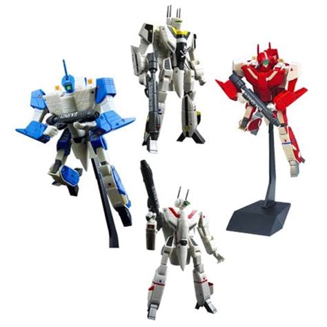 Robotech 30th Anniversary 1100 Transformable Figure Set Toynami