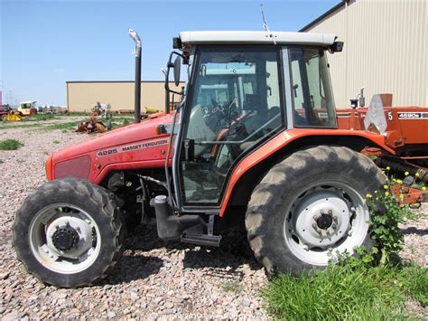 West Auctions Auction Daves Hay Barn Followup Auction Item Massey Ferguson 4225 4x4 Tractor