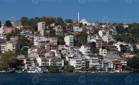 Buildings in Bosphorus Strait 10293938 Stock Photo at Vecteezy