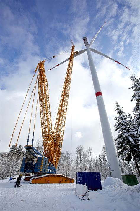 Erstes Windrad im Windpark Zöschingen am Netz Vensol b4bschwaben de