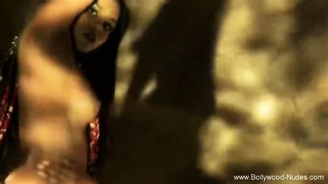 Mesmerizing Sight Of This Brunette Babe From Sexiest India India Babe