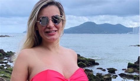 Andressa Urach Exp E Seu Barrig O De Gr Vida E Faz Desabafo Revelador