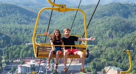 Gatlinburg SkyLift Park: Sky High Views and Fun